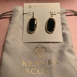 SOLD!! NWOT Kendra Scott Dani Drop Earrings Black